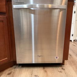 Whirlpool Dishwasher 