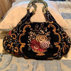 Beaded flowered handbag
