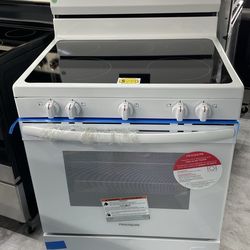 Frigidaire Electric stove glass top in color white