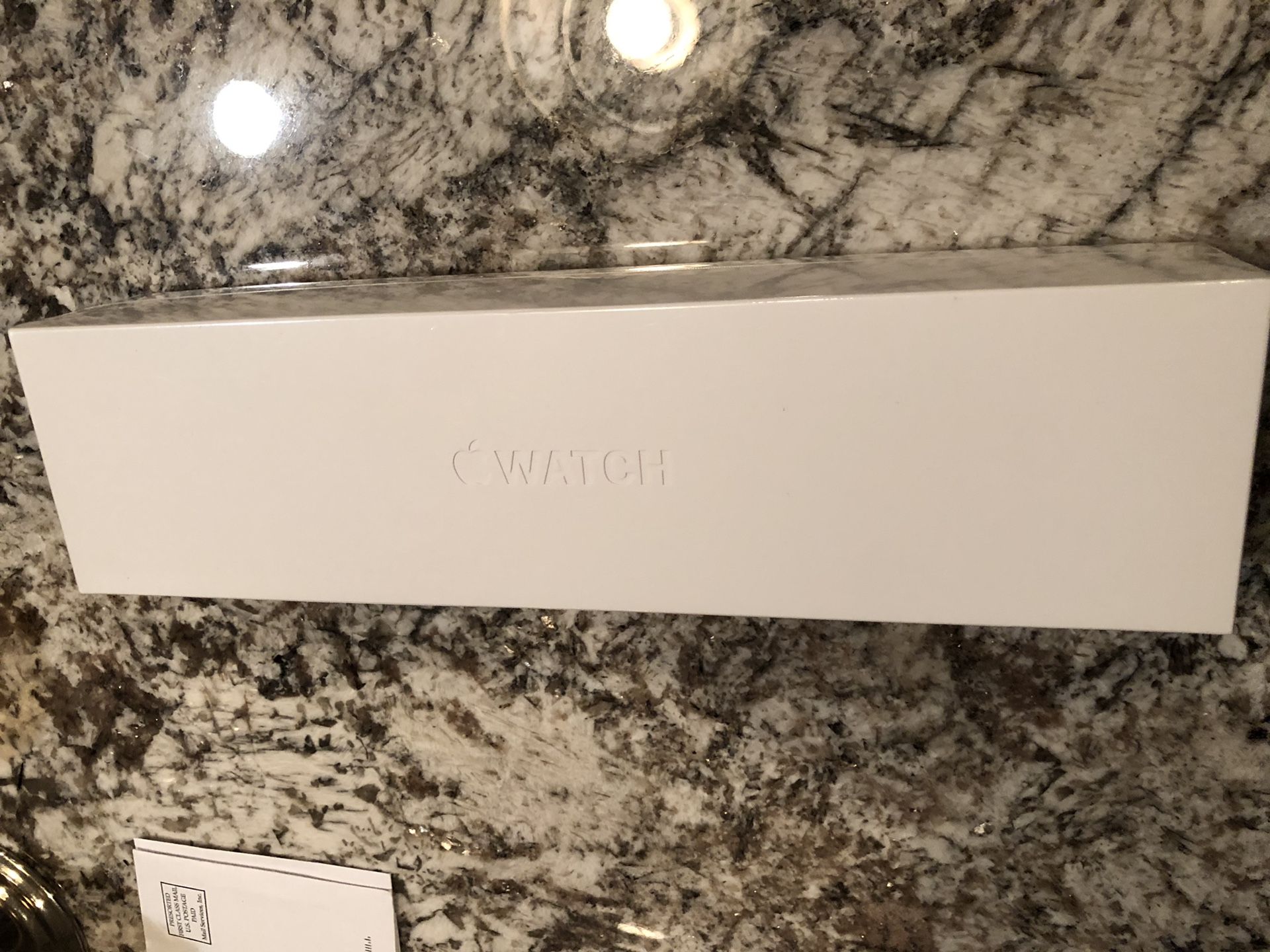 Apple Series 4 watch 40mm brand new in box