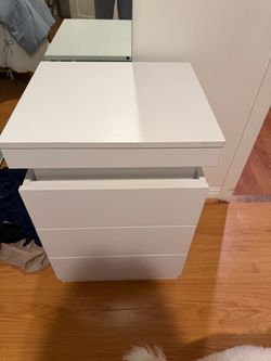 Three drawer nightstand