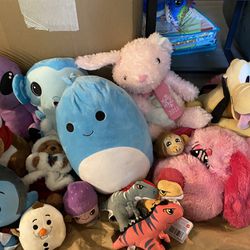 Stuffed Animals/ Plush Toys 