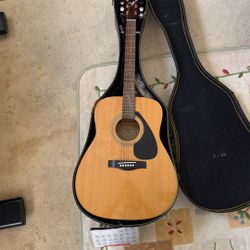 Yamaha F310 Guitar