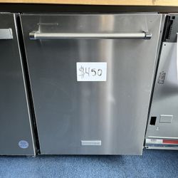 KitchenAid 24inch. 3rd Rack Top Control Stainless Steel Dishwasher 