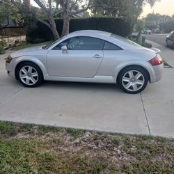 2004 Audi TT