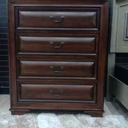 *Limited Stock!!!*---Vintage Gloria Wood Chests---Only $199!!!---Delivery Available😉