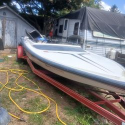 1984 Marlin 19 Foot Speed Boat