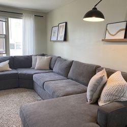 Sectional Couch 