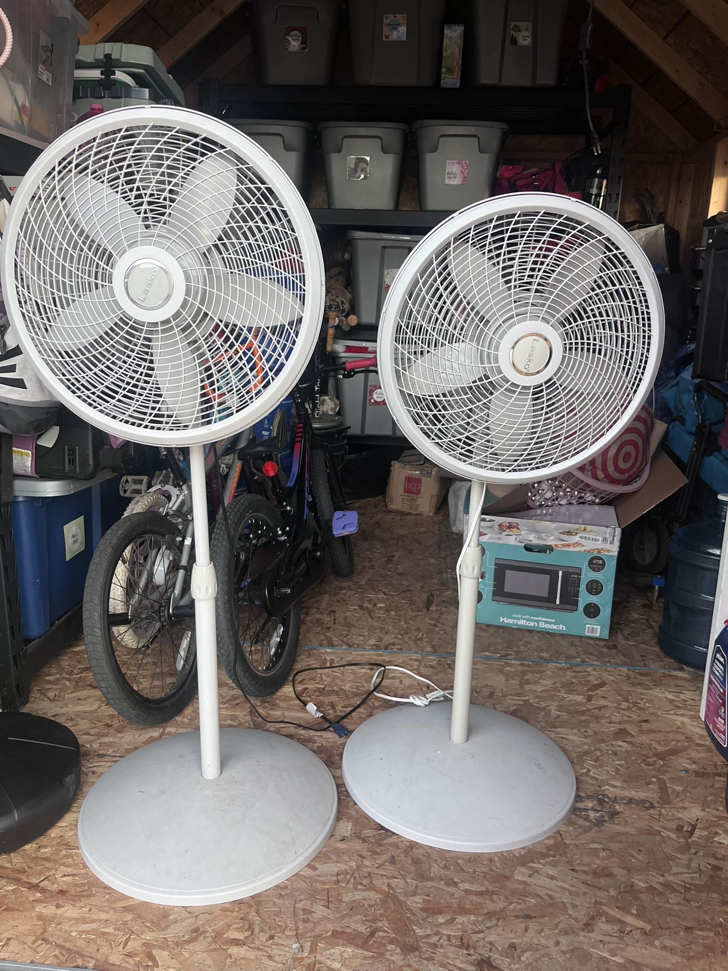 2 Lasko Standing Fans