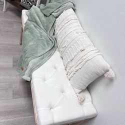 itle: Brand New Button-Tufted Bench - Cream/Wood