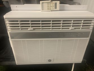 Windows Ac Unit  General Electric 12000 Btu Co Trol 