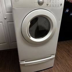 LG - Washer & Dryer