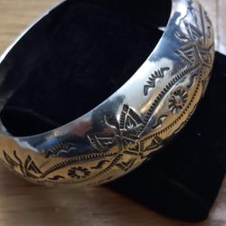  Vintage Jewelry. Very Nice M. Tracy Sterling  Bangle Bracelet