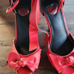   Red Heels T.U.K .  