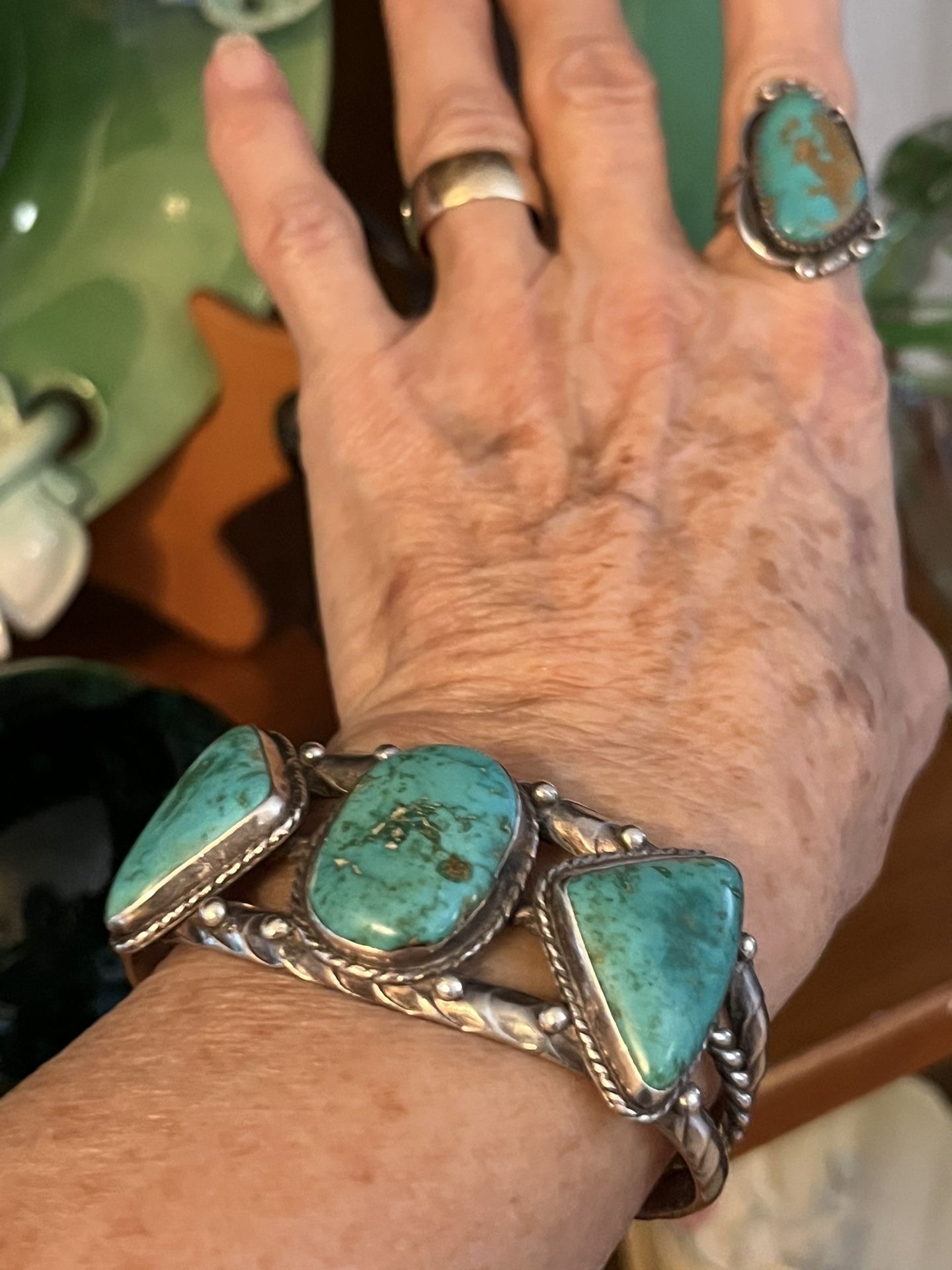 Vintage 20s To 40s Stunning Turquoise And Sterling Silver Navajo Cuff Bracelet
