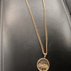 10k Cuban Chain And Charm