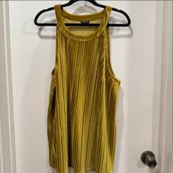 Women's 2XL Torrid Pleated Crushed Velvet Golden Yellow Top