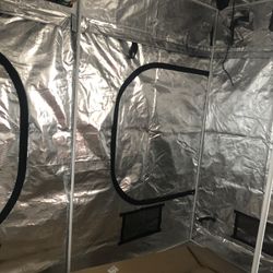 4x8 Gorilla Grow Tent Entire Set Up W/ Lights 