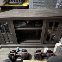 Entertainment Center/TV Stand w/ Cabinets