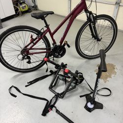 Schwinn GTX 3 Small Hybrid Bike + Allen Rack + Pump 