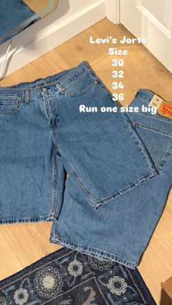 Levi’s Jorts