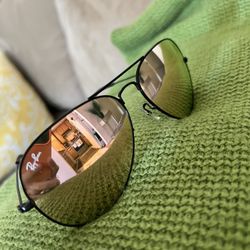Rad Ray Bans! Aviator Style With Perfect Pink Lens 