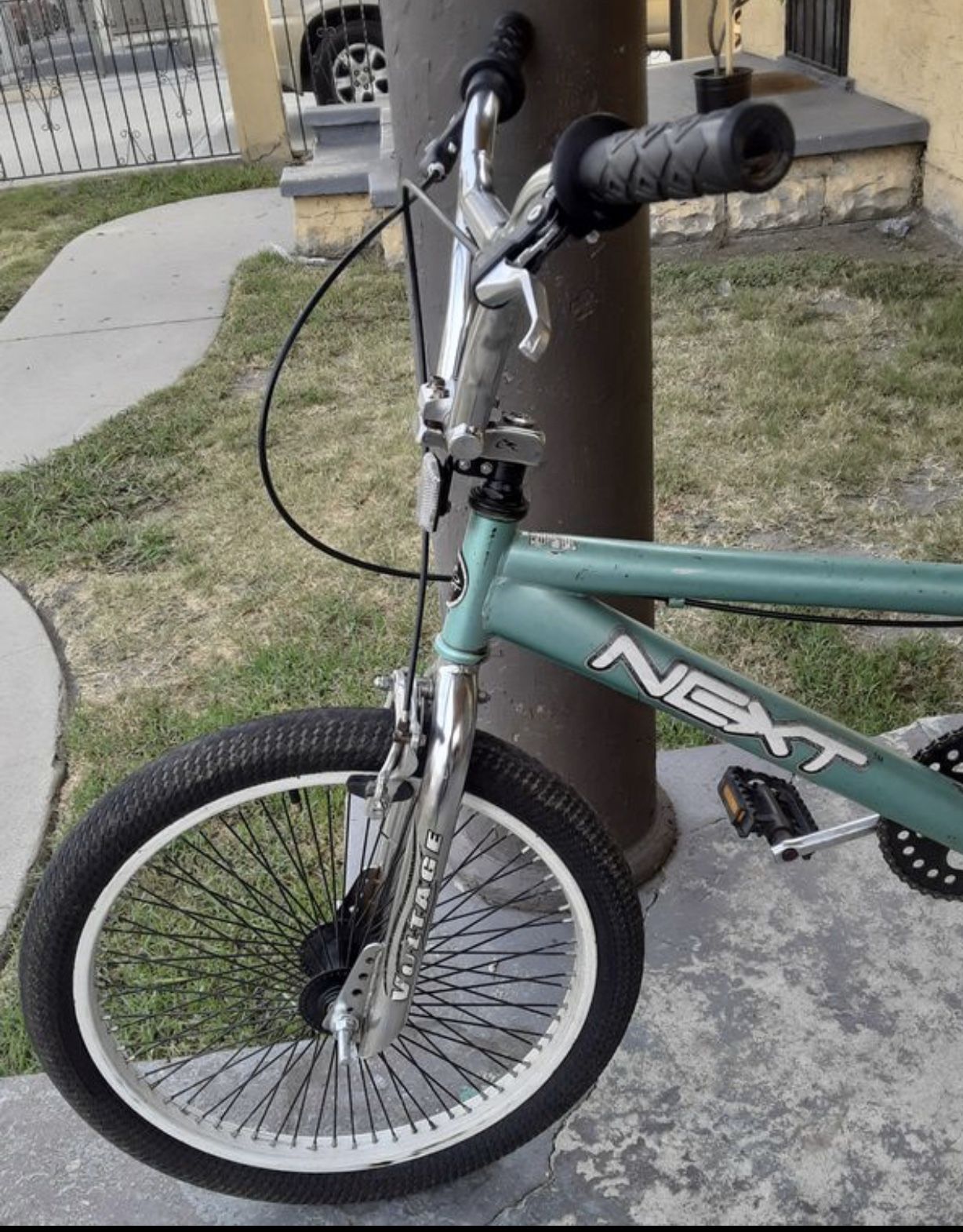 20' NEXT - VOLTAGE BMX BICYCLE - BICICLETA
