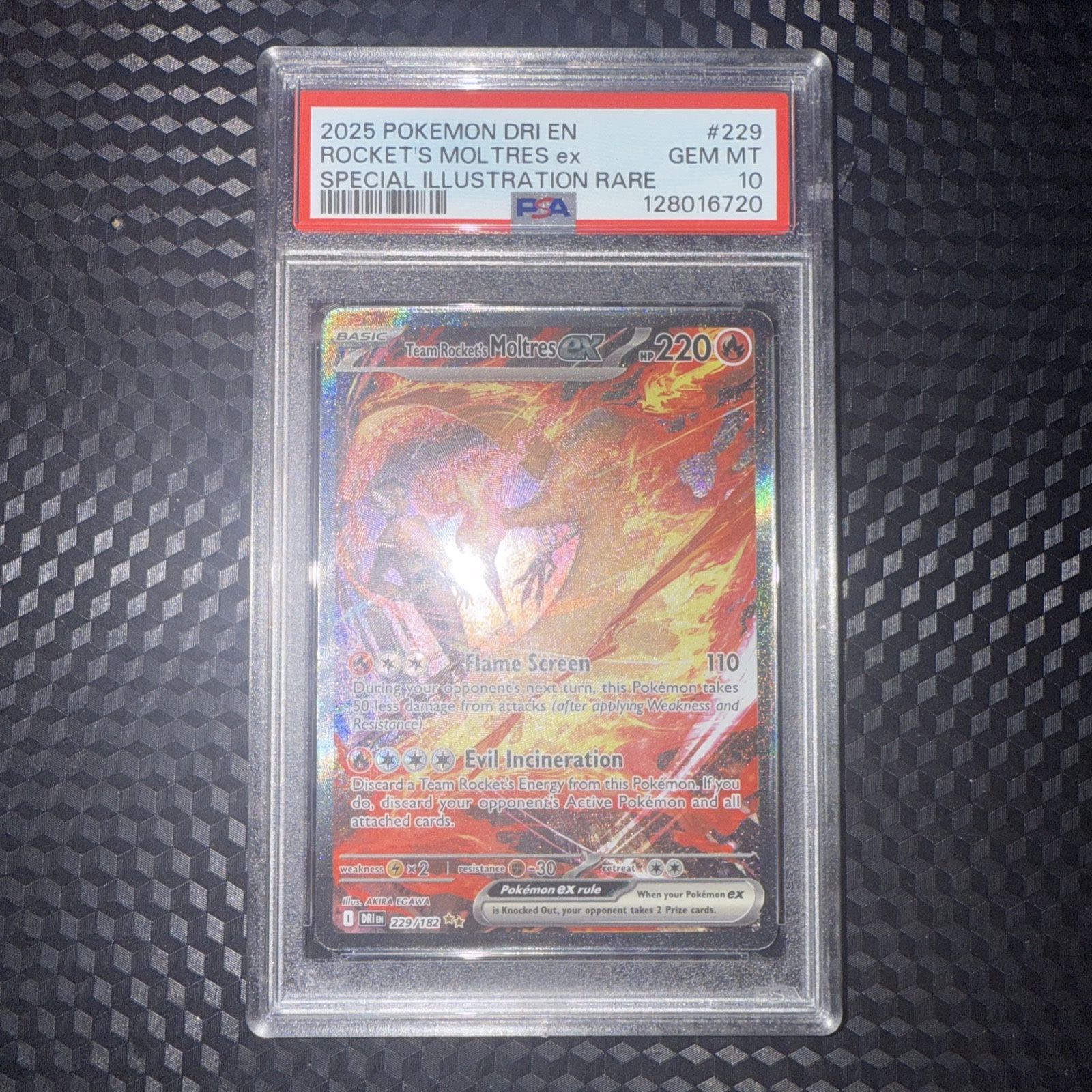 Team Rocket's Moltres ex 229/182 Sv10: Destined Rivals Holo