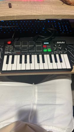 Akai Mpk Mini Play Piano Beat Pad 