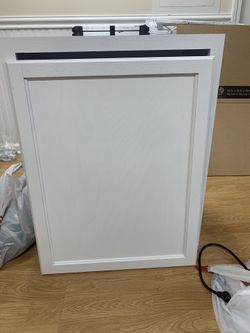 White Kitchen Cabinet