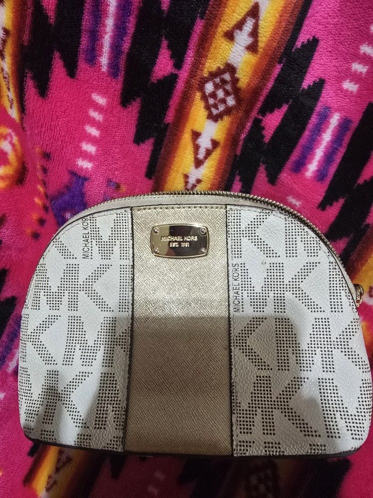 Michael Kors Cosmetic bag.