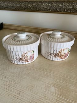 Rare Find 2 Covered  Vintage Onion Soup Bowls