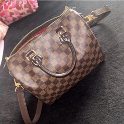 Louis Vuitton Speedy 25