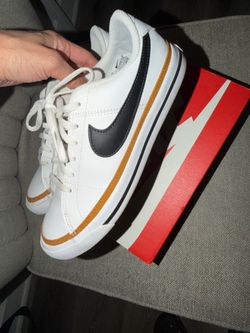 Nike size 5y