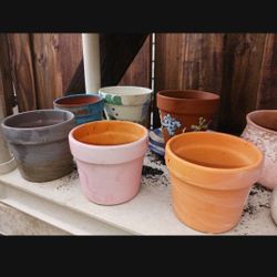 Clay Pots Hand-painted And Plain 
