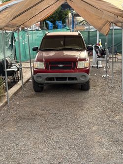 Ford explorer sport tract