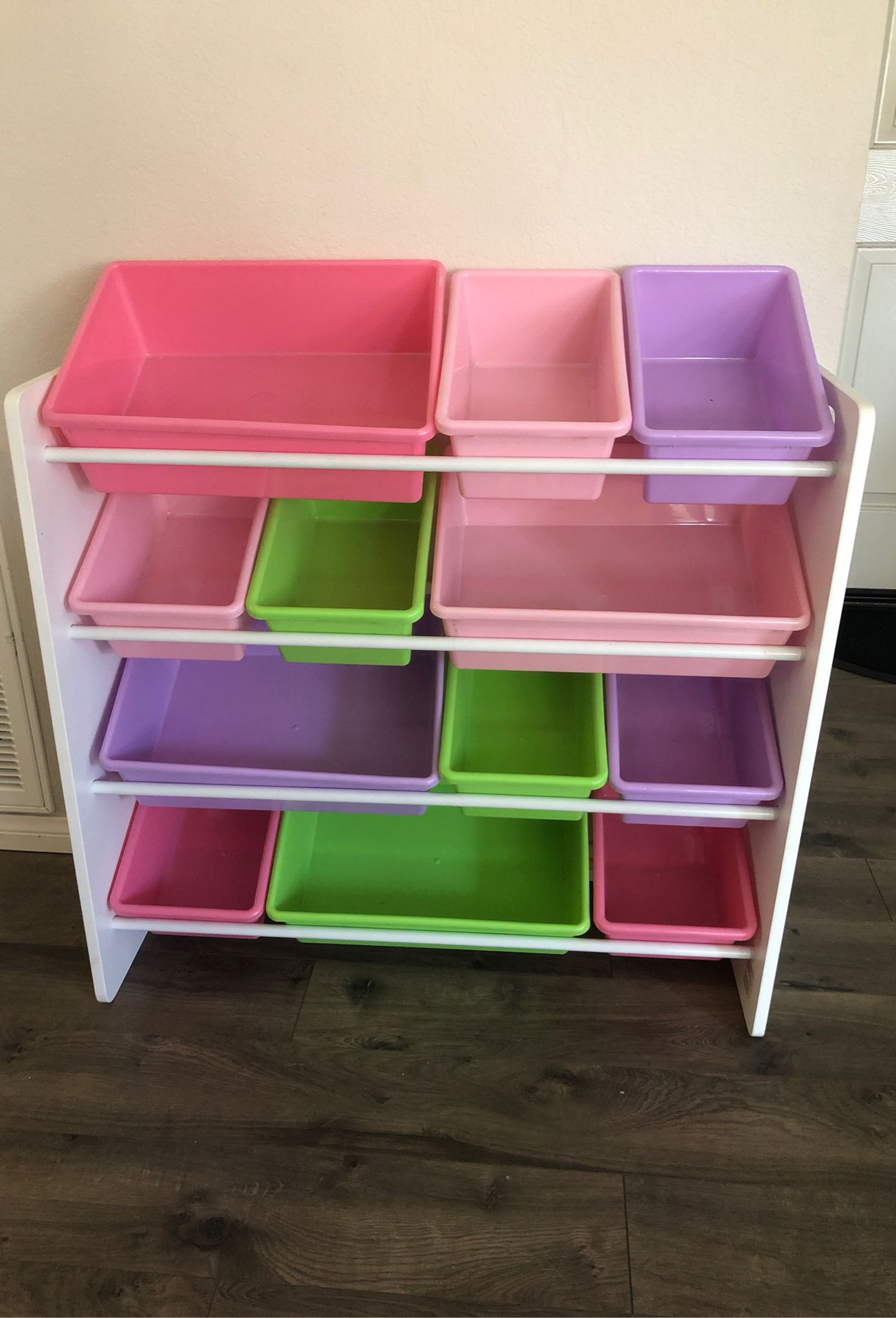 Kids storage cubby