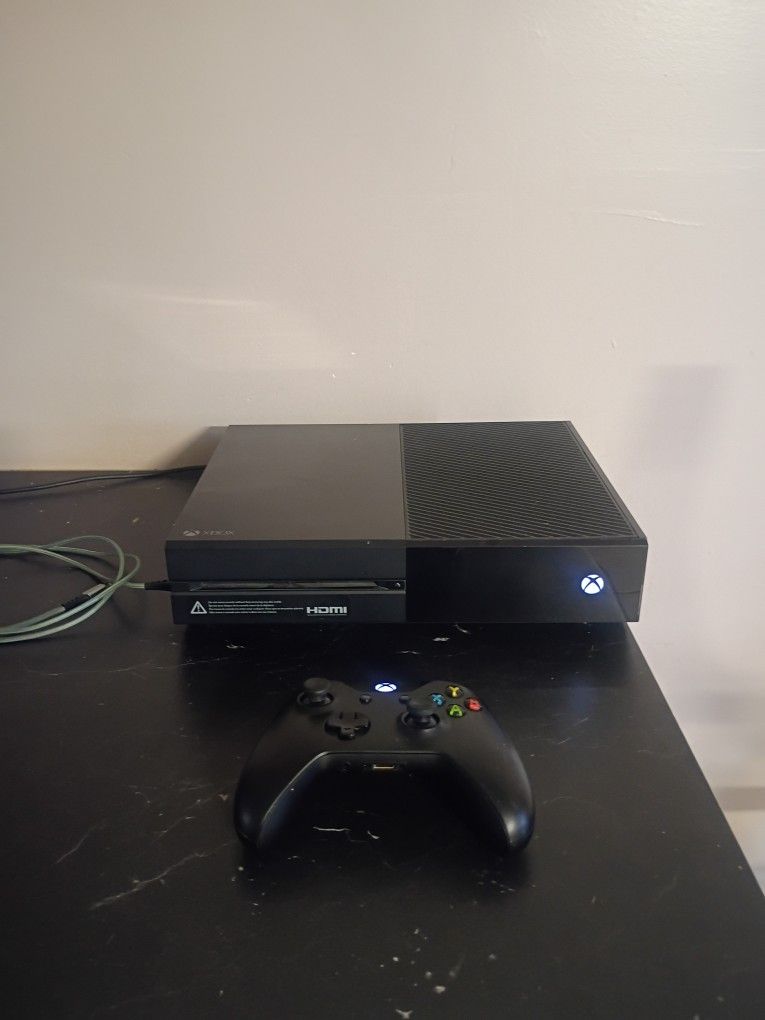 XBOX ONE 500GB