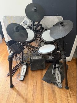 Alesis Nitro Max electronic drum kit