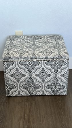 Storage bench seat
