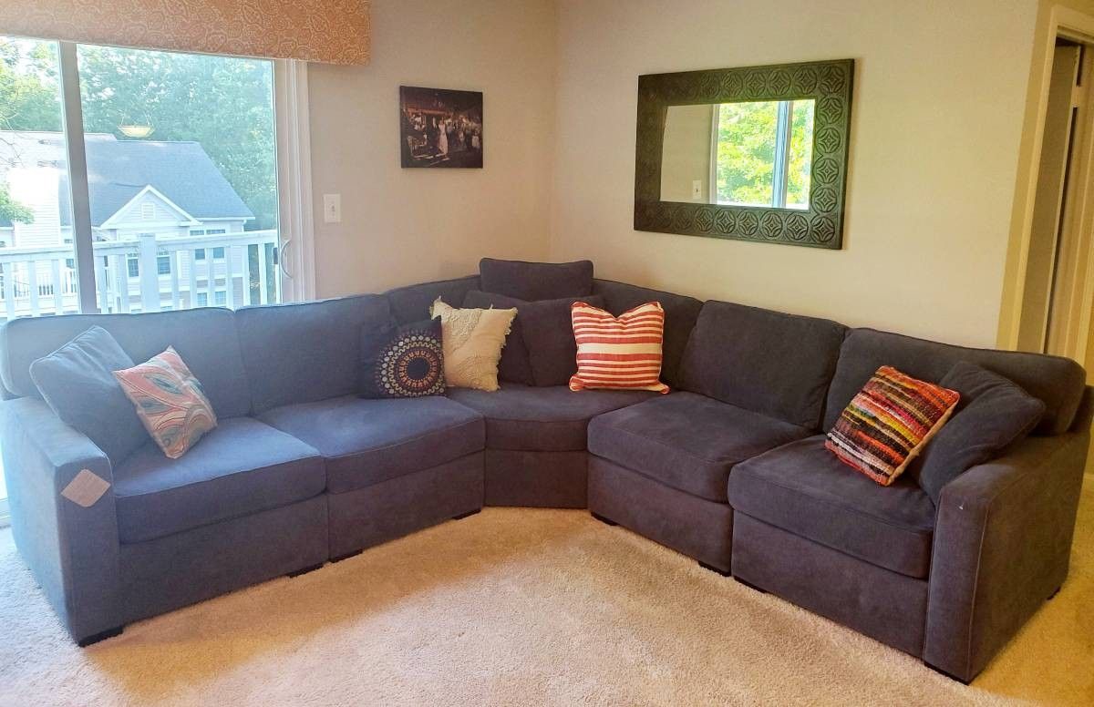 Macy's Radley 5 pc Sectional - $1,400 (Fairfax)