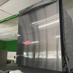 24” in wide sansung  dishwasher perfect working  