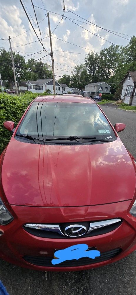 2012 Hyundai Accent