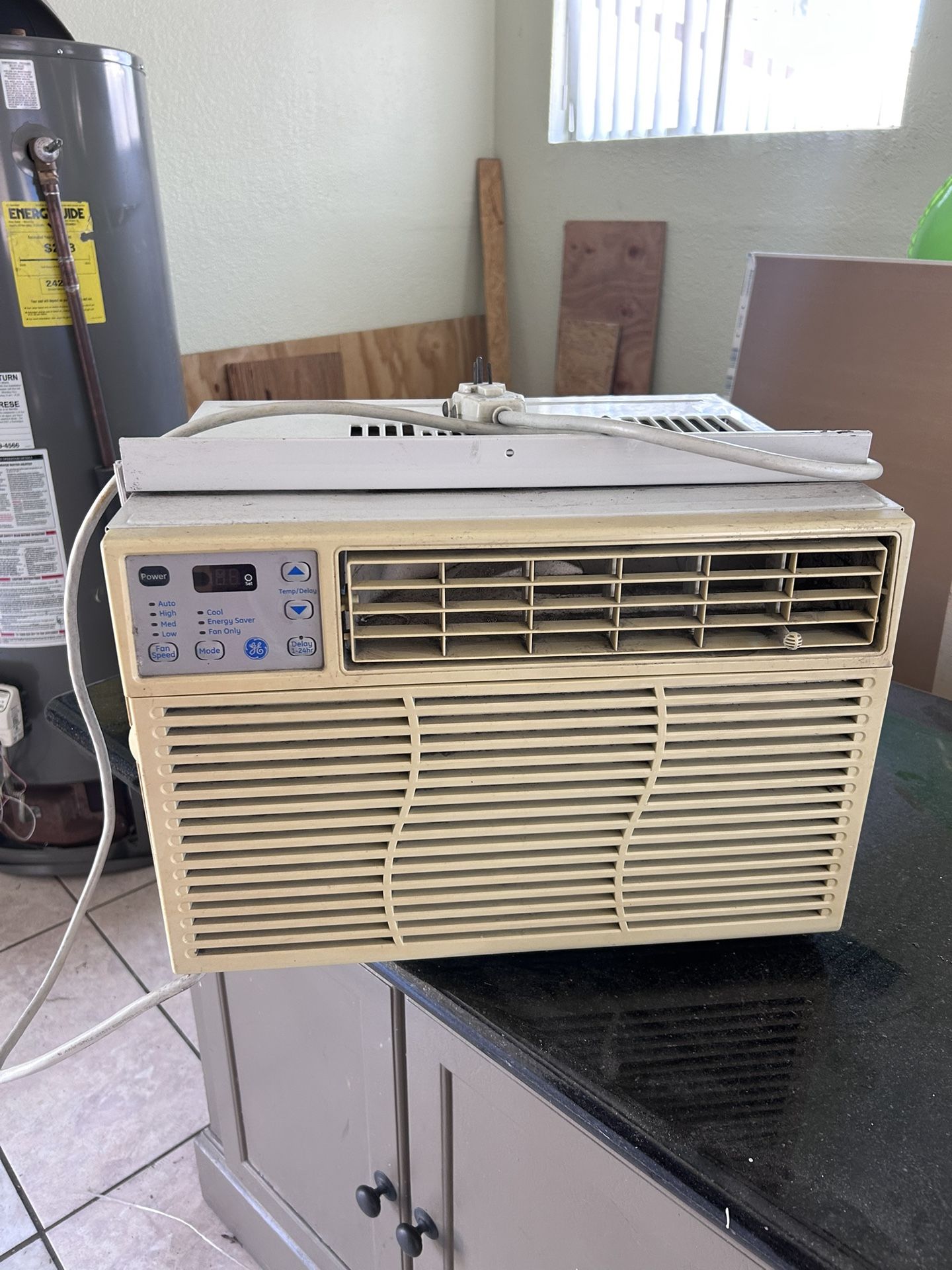 AC UNIT