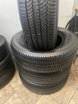 SET BRIDGESTONE DULER 255/70/18 SEMI NEW 95%TREAD LIFE $300 PRICE INCLUDE PROFESSIONAL INSTALLATION AND TAX