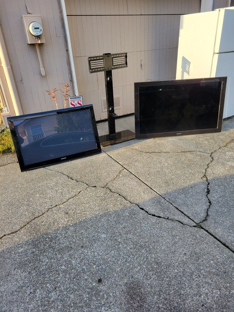 Flat Screen TVs