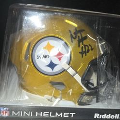 NFL Pittsburgh Steelers Najee Harris Autographed Mini Helmet 