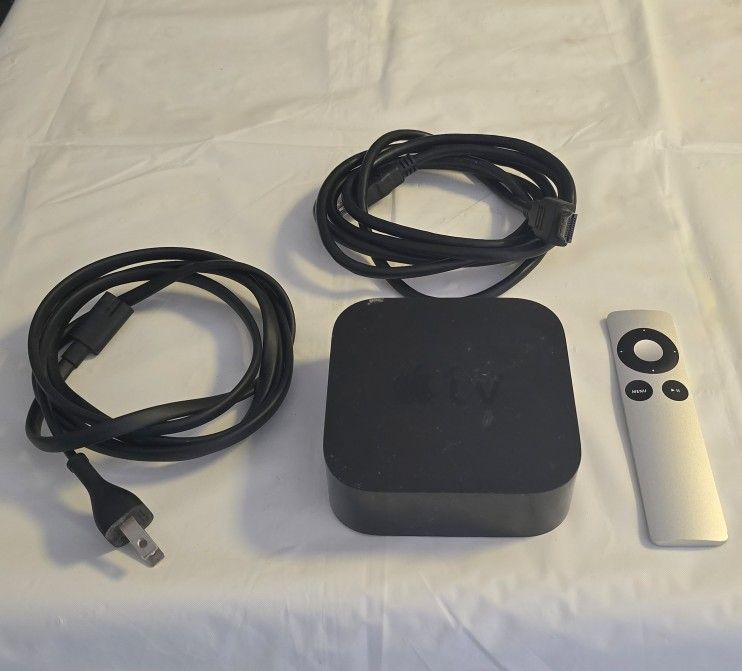Apple TV 32GB Media Streamer HD 1080p
