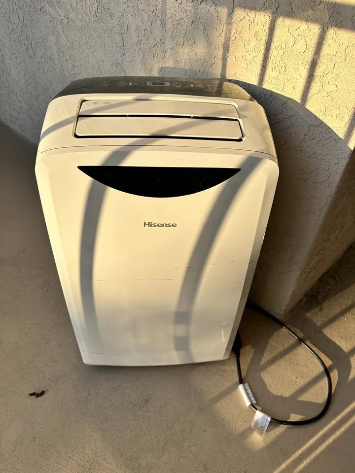 Portable Air Conditioner (AC) - Hisense 8000 BTU