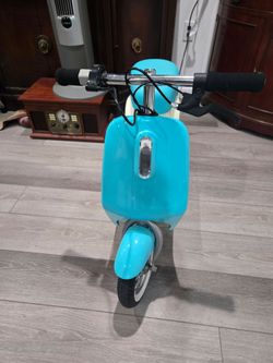 Razor Pocket Mod Petite - Blue, 12V Miniature Euro-Style Electric Scooter for Kids Ages 7+